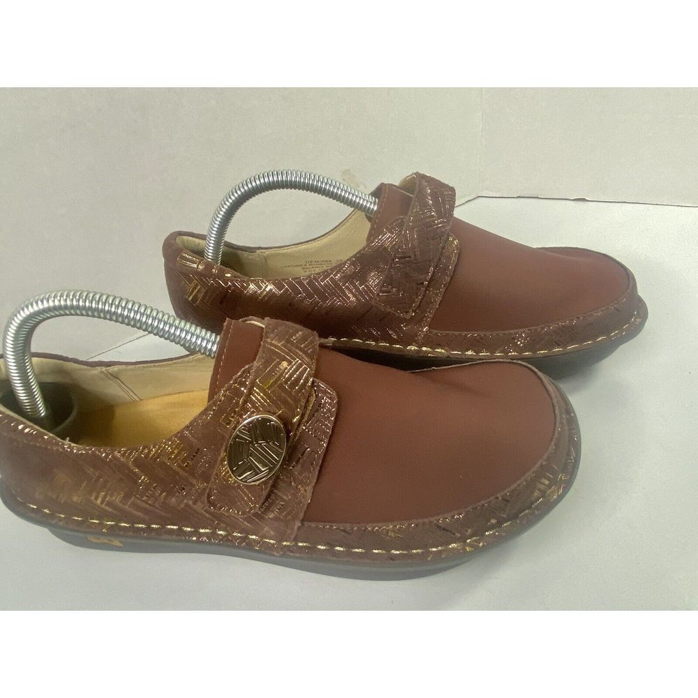 Alegria Brown Slip On Shoes Hook And Loop Top EU size 38 US 8‎ 8.5 Comfort S4